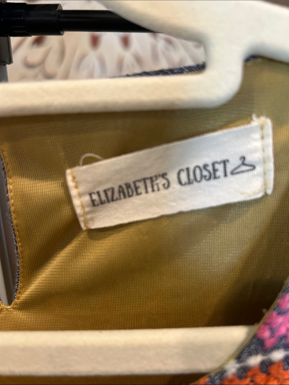 Elizabeth’s Closet Woman’s Size Large /Mustard Yellow Embroidered Dress/ Boho! - Picture 5 of 8